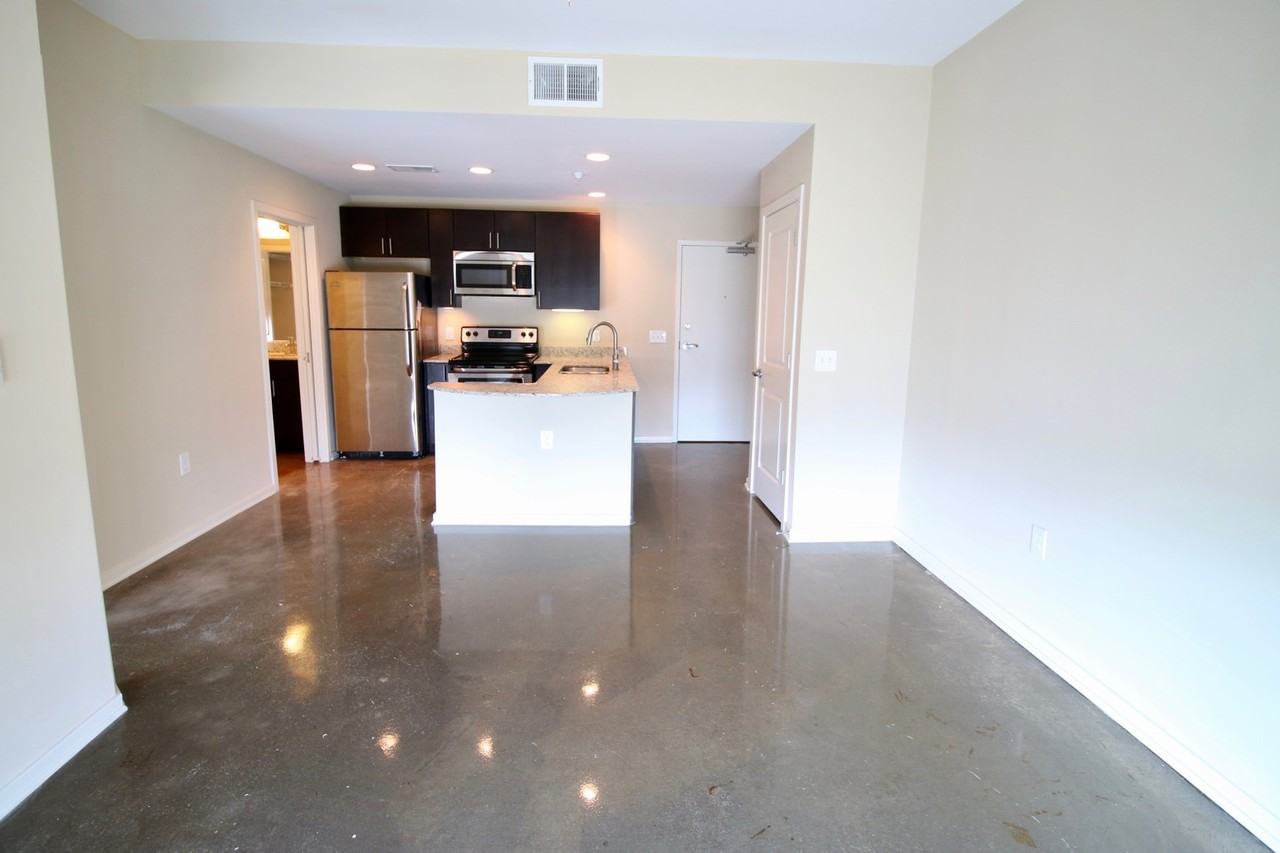 500 Hull Street - Photo 7 of 11