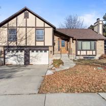 1072 W Fairhaven Cir - Photo 1 of 1