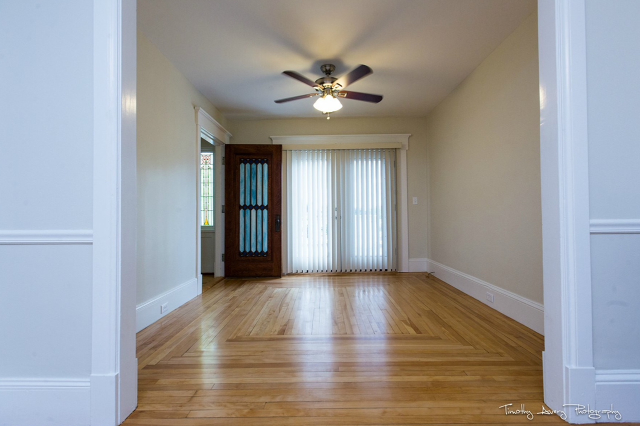 Gresley Residence - Photo 4 of 20