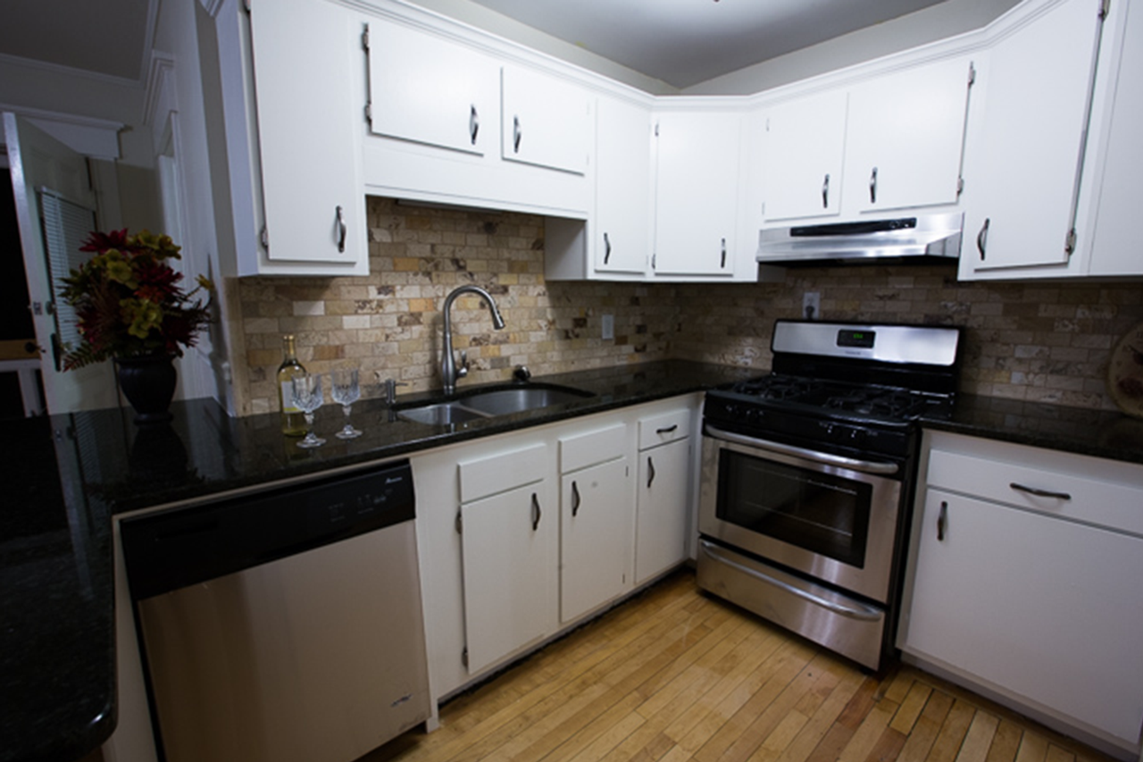 Gresley Residence - Photo 5 of 20