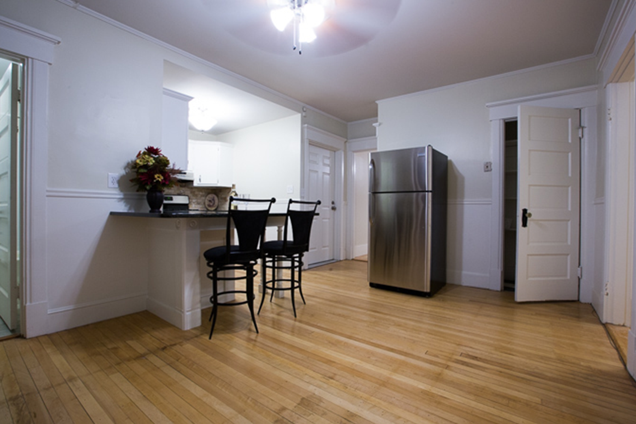 Gresley Residence - Photo 6 of 20