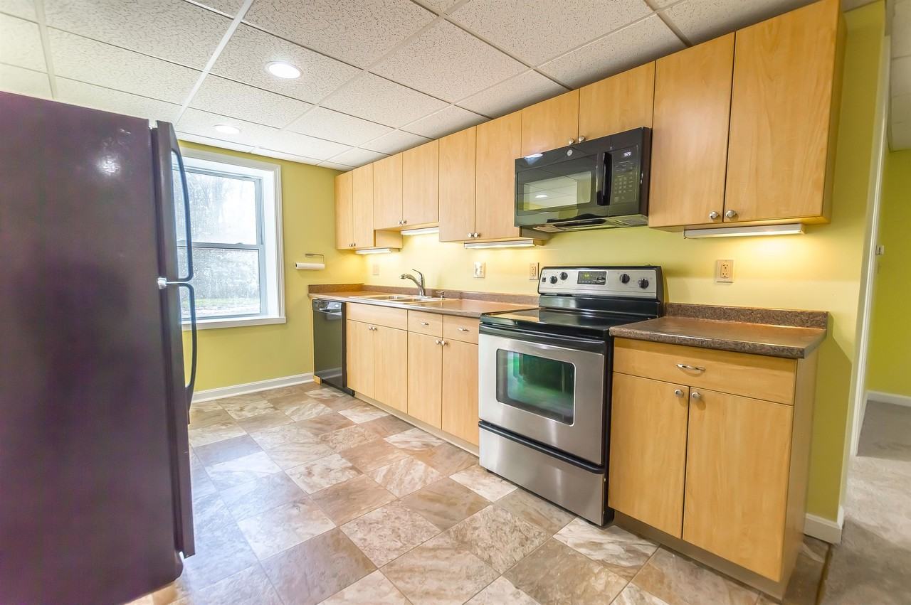 30 Stevens Lane - Photo 2 of 9