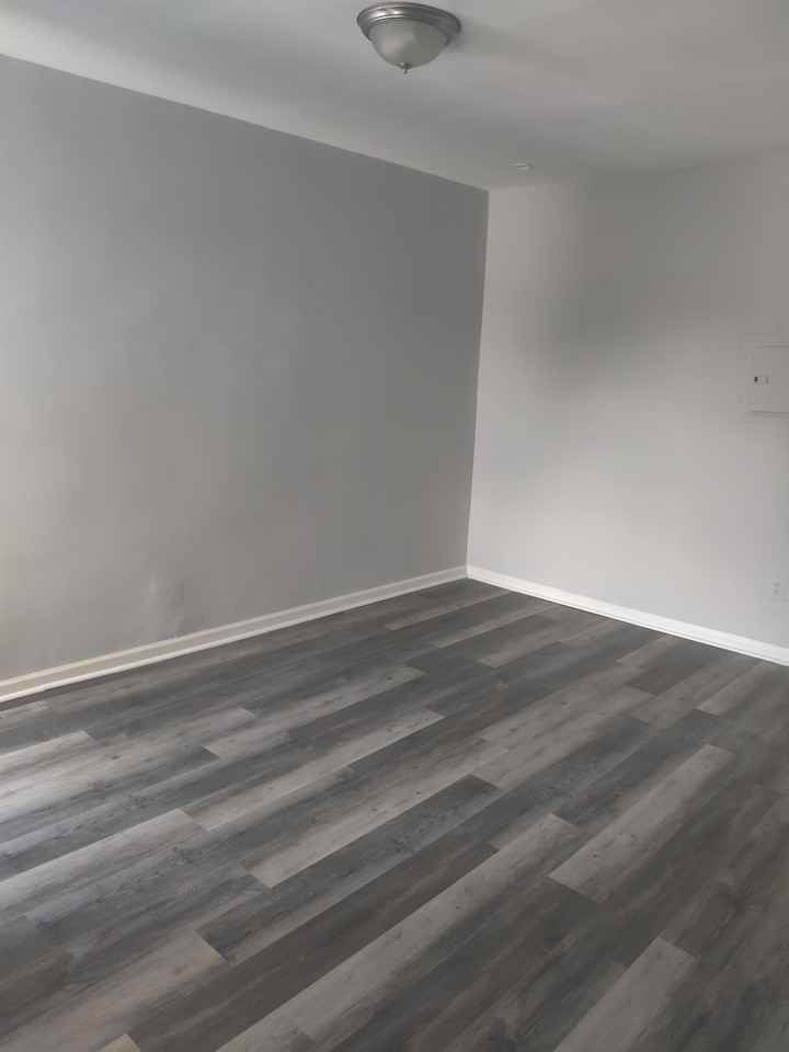 256 Apsley Street - Photo 2 of 6