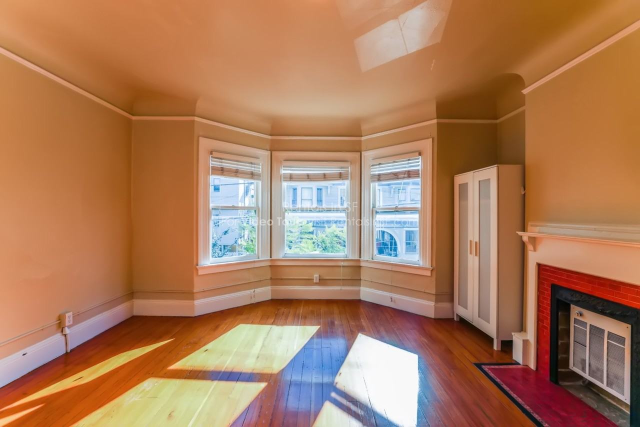 3368 25th St - Photo 4 of 11