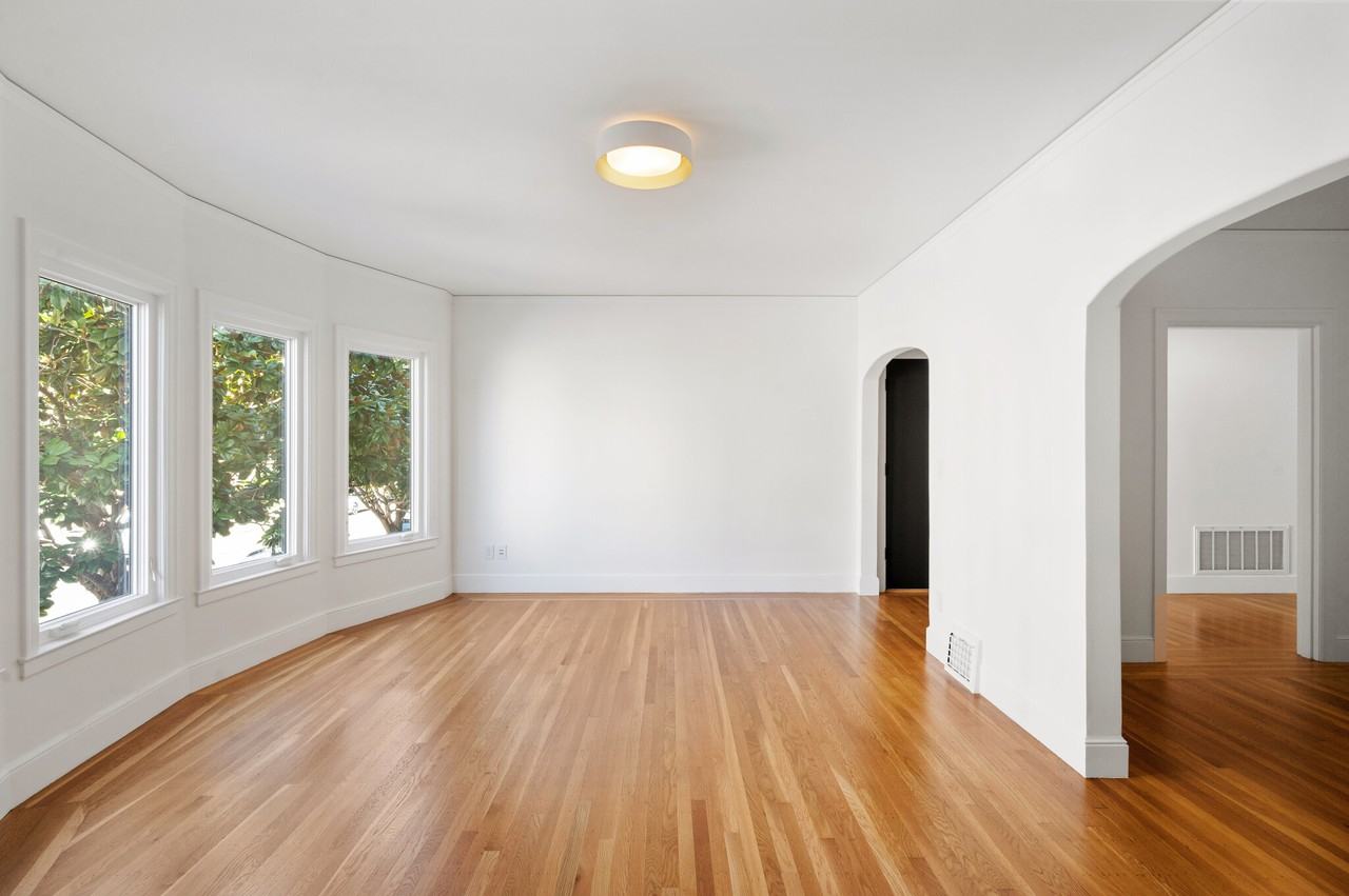 3351 Broderick St - Photo 3 of 16