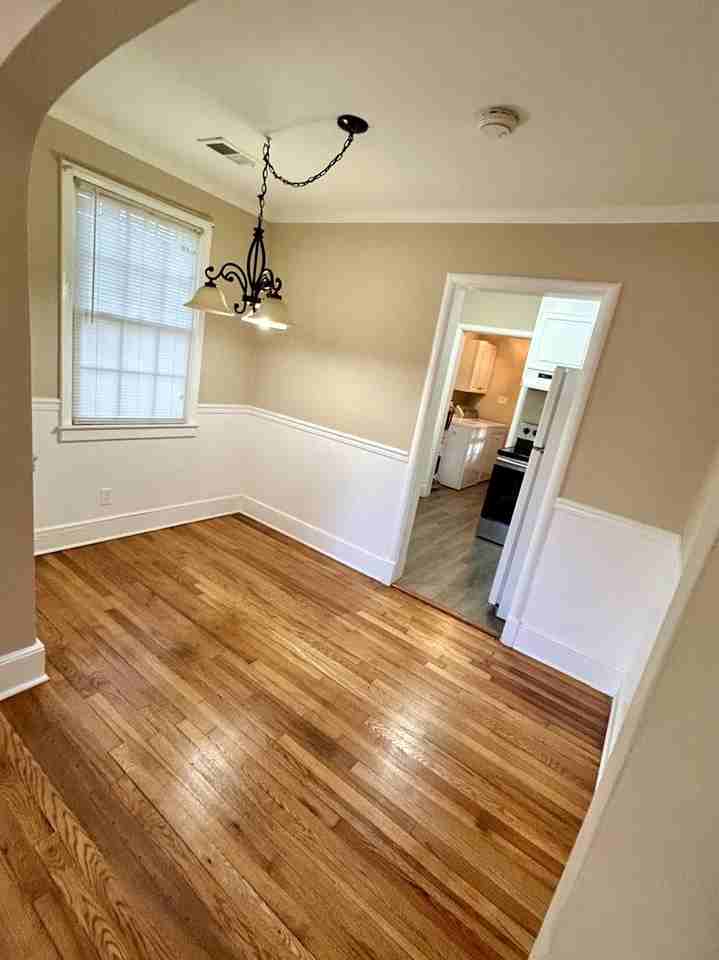 936 W Liberty St - Photo 3 of 11