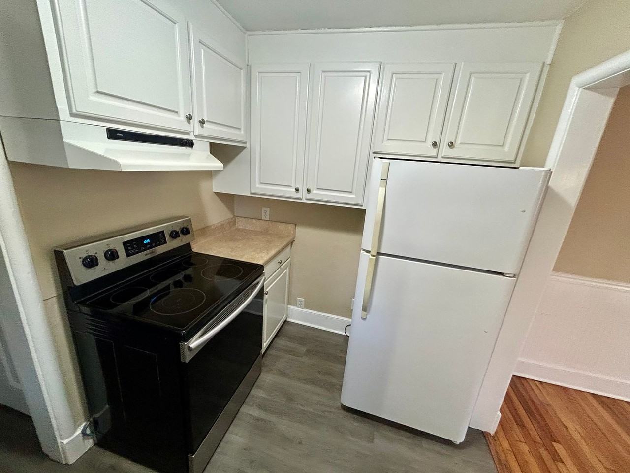 936 W Liberty St - Photo 6 of 11