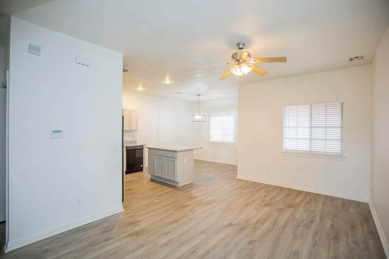 786 W Breeze Cv - Photo 4 of 20