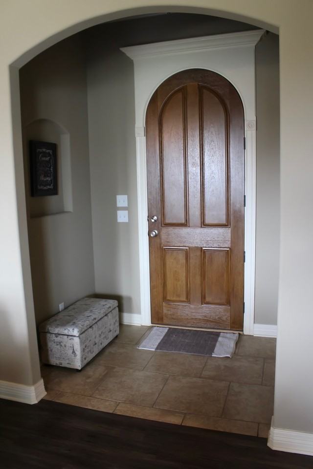 225 Sedgewick Ave - Photo 2 of 18