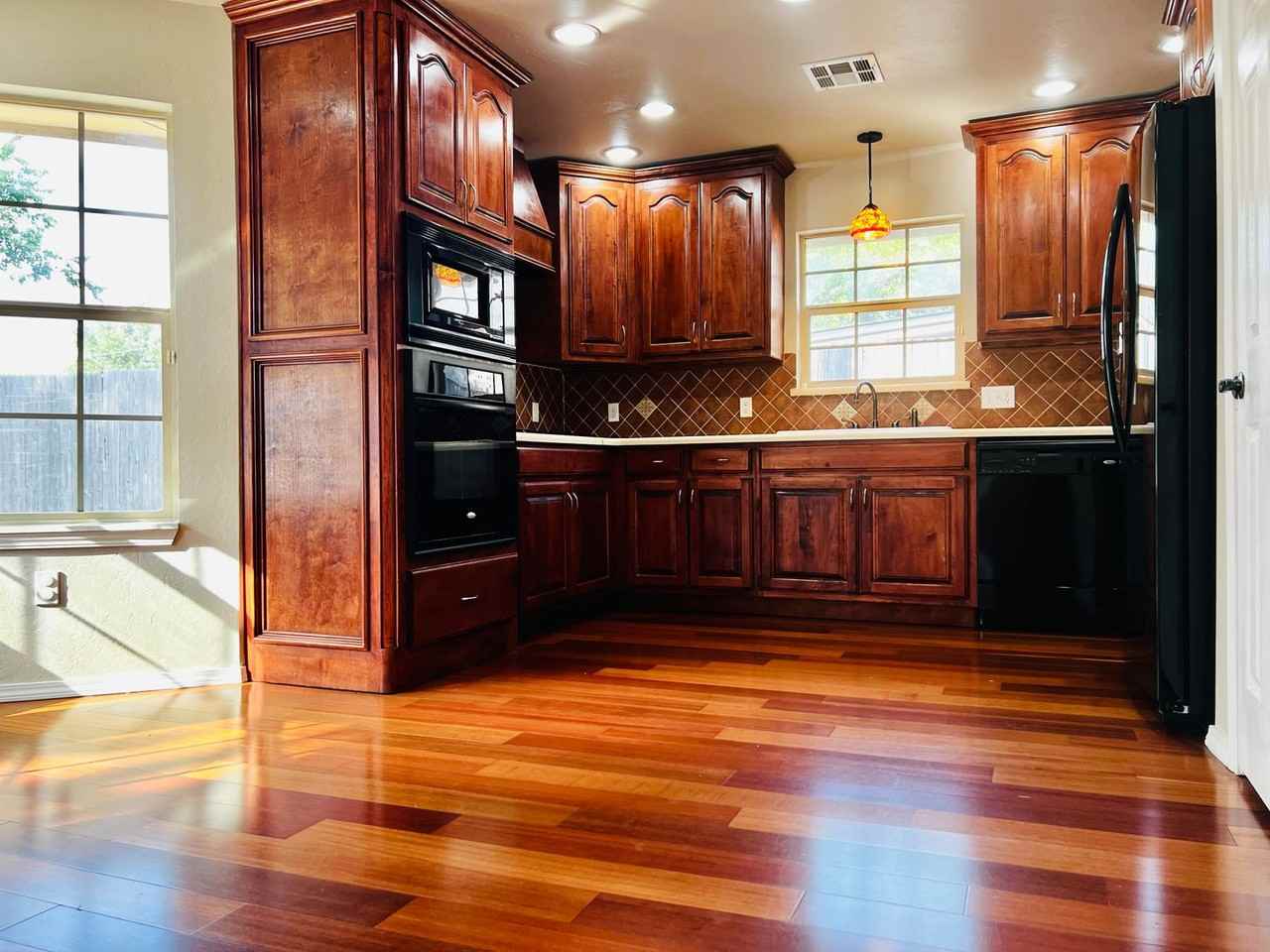 4708 Del Aire Dr - Photo 5 of 16