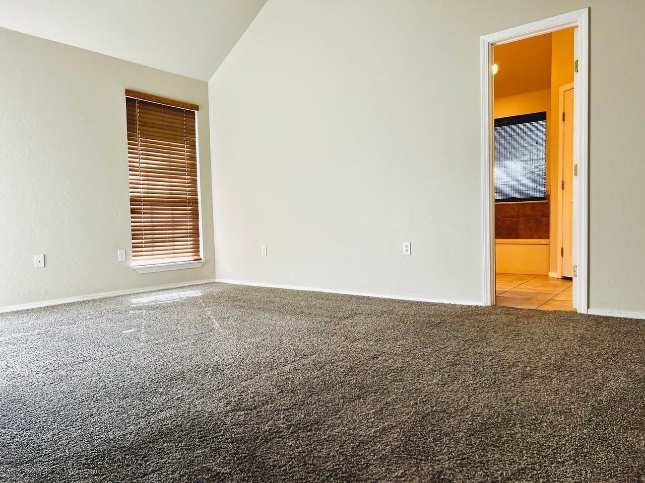 4708 Del Aire Dr - Photo 6 of 16