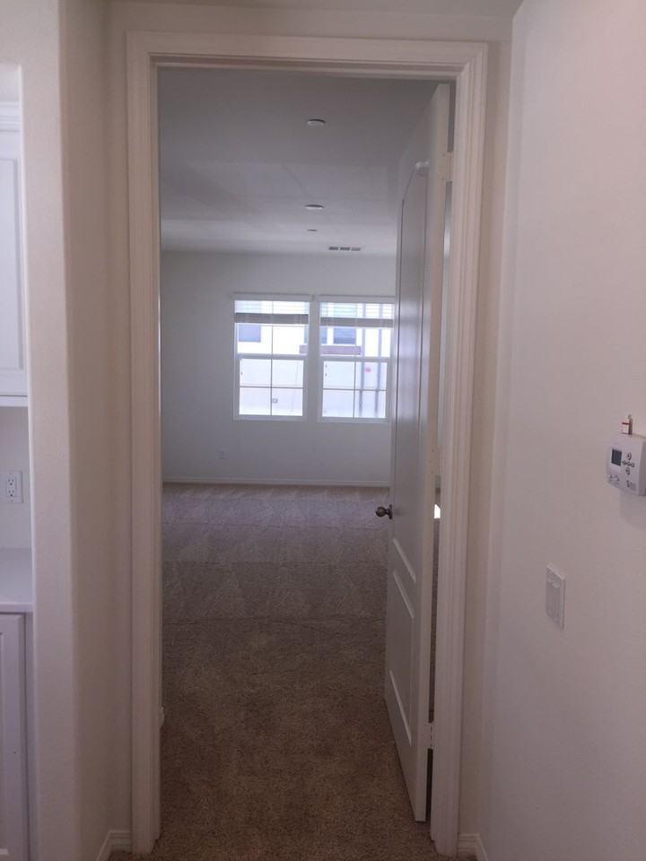 1918 Provost Pl - Photo 3 of 50