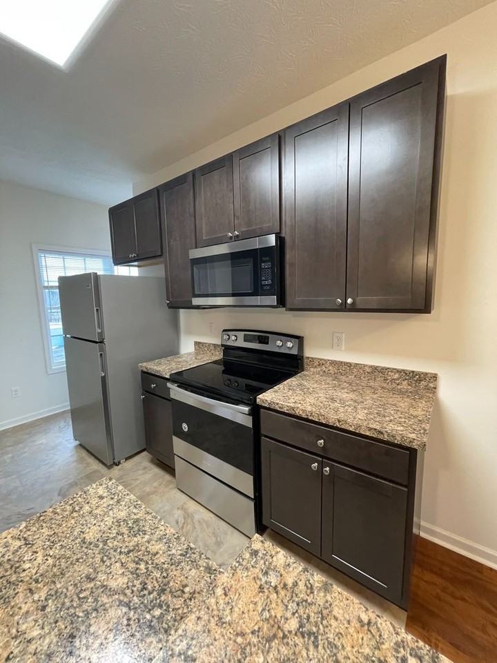 2859 Congers Creek Rd #2 - Photo 2 of 22