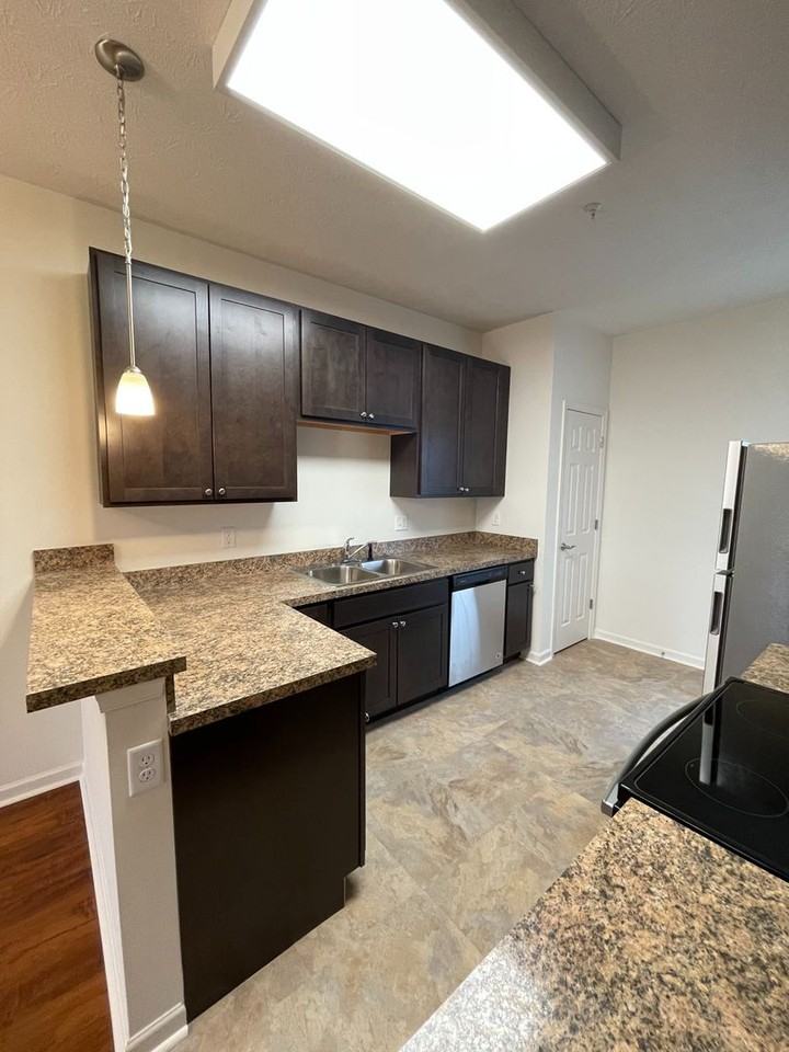 2859 Congers Creek Rd #2 - Photo 4 of 22