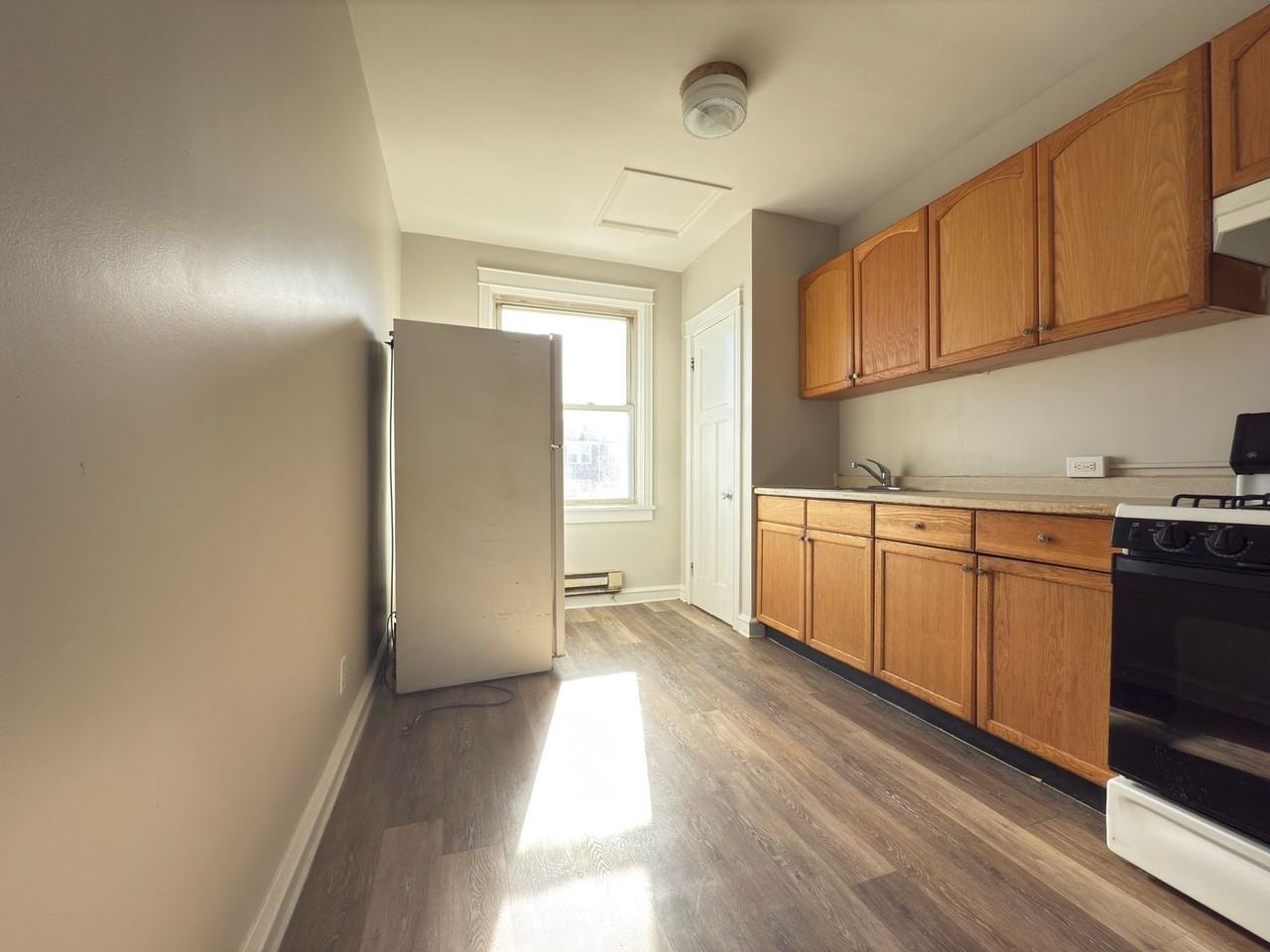 3535 Lyndale Ave - Photo 2 of 8