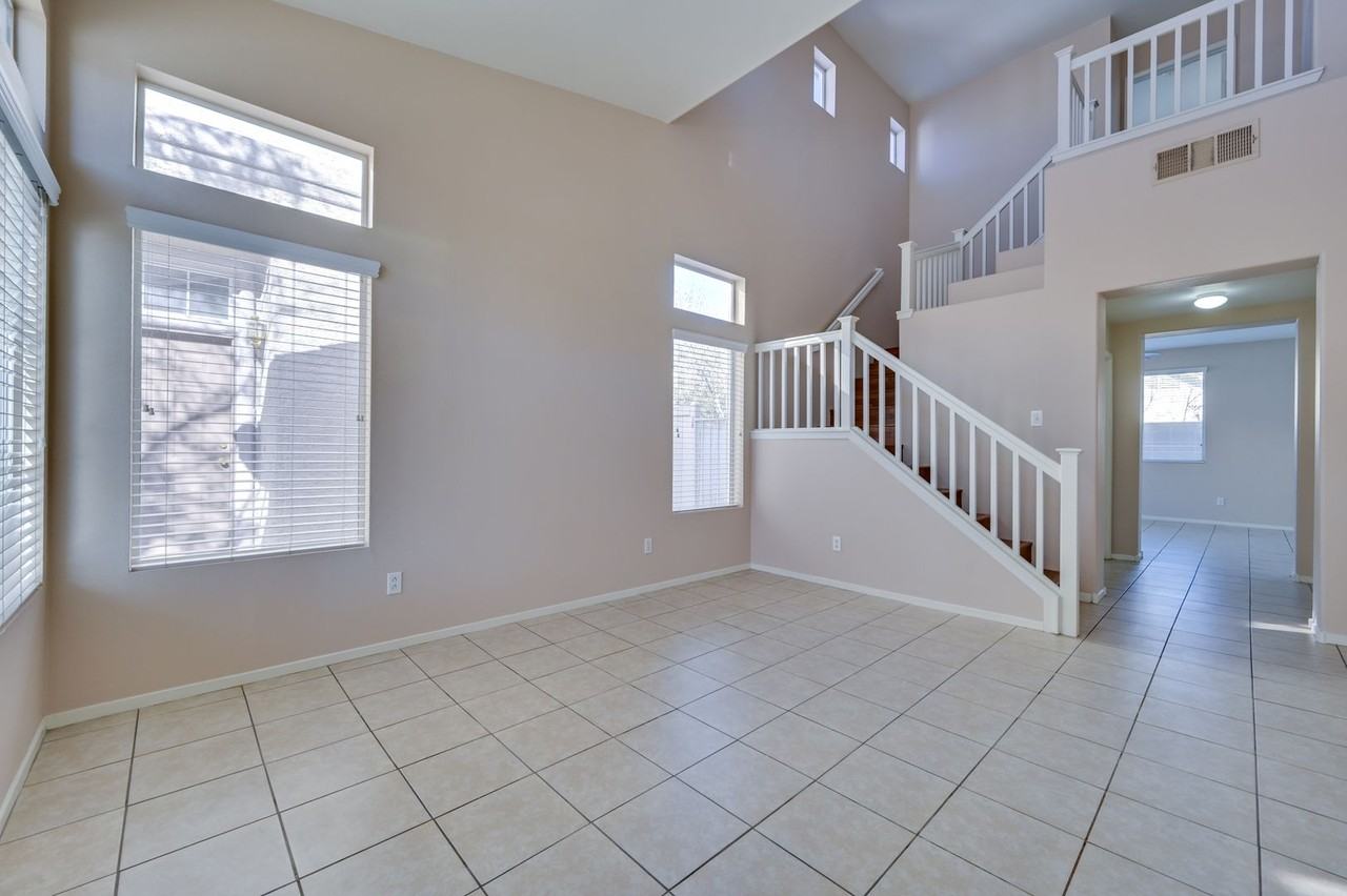 4502 Dagnar Ct - Photo 7 of 50