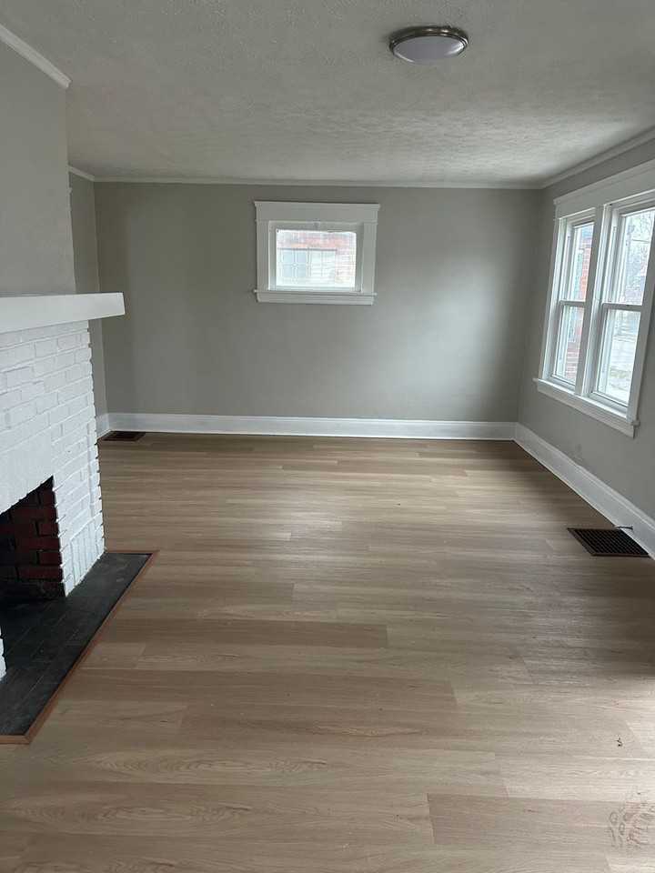 3688 E 117th St - Photo 4 of 5