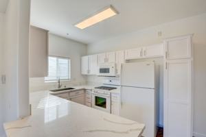 featured image of 2291 W Horizon Ridge Pkwy #8243
