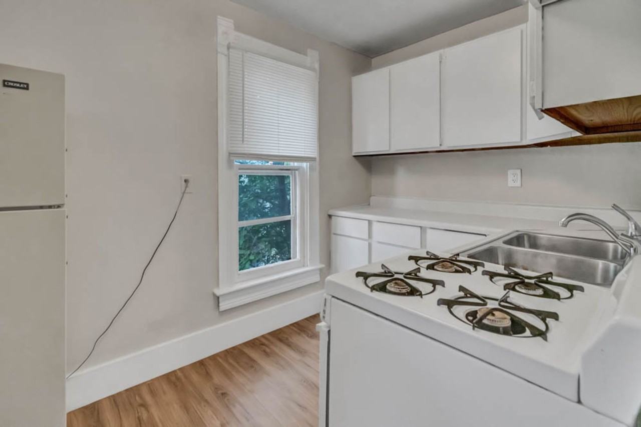 1120 1/2 Washington St - Photo 2 of 18