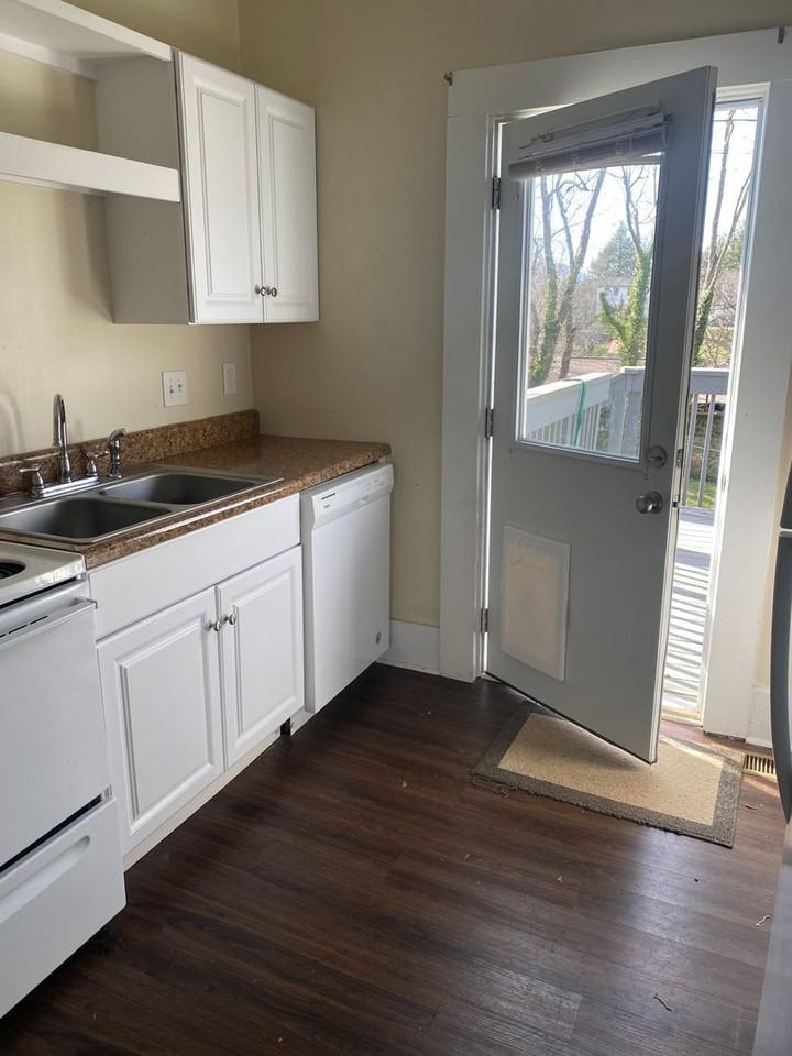40 Church Rd - Photo 6 of 8