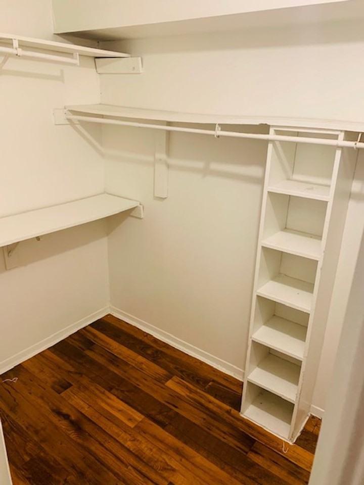 Santa Monica Apartments - Photo 6 of 13