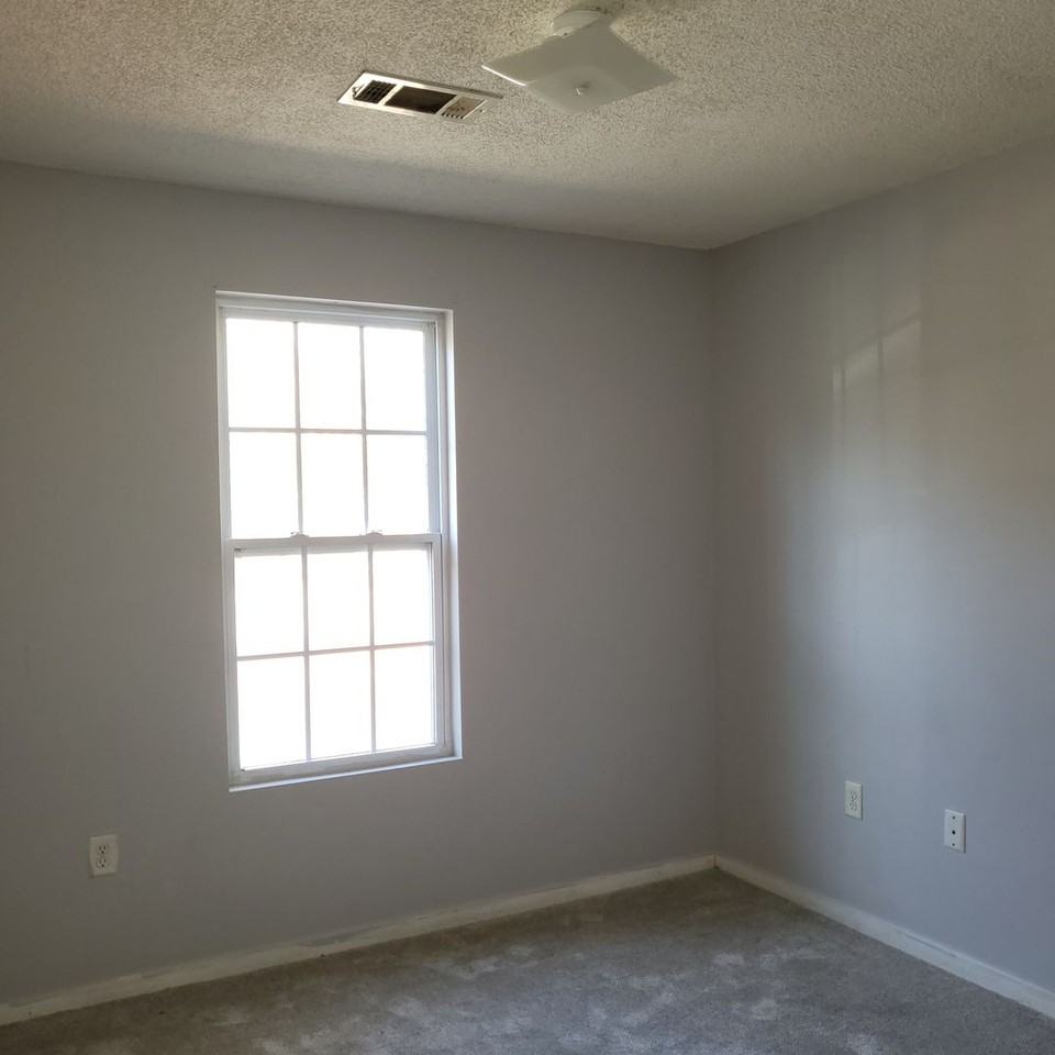 123 Circle Drive - Photo 5 of 12