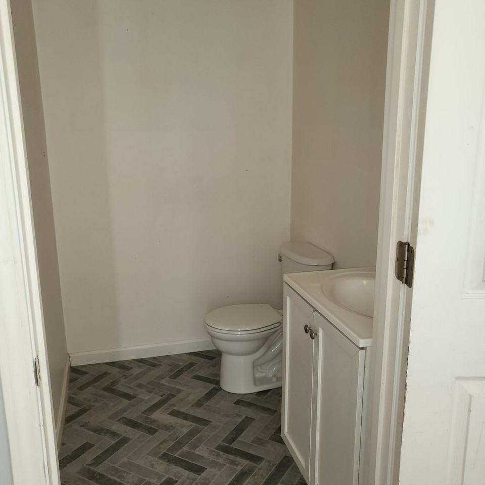 123 Circle Drive - Photo 6 of 12