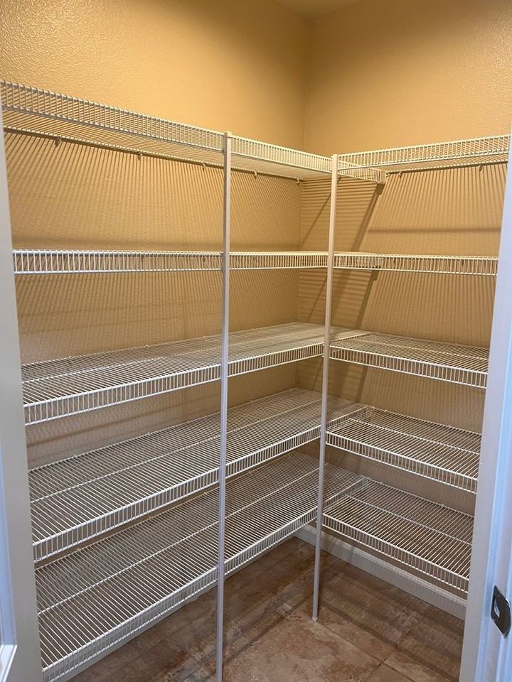 2596 Bell Port Ave - Photo 6 of 16