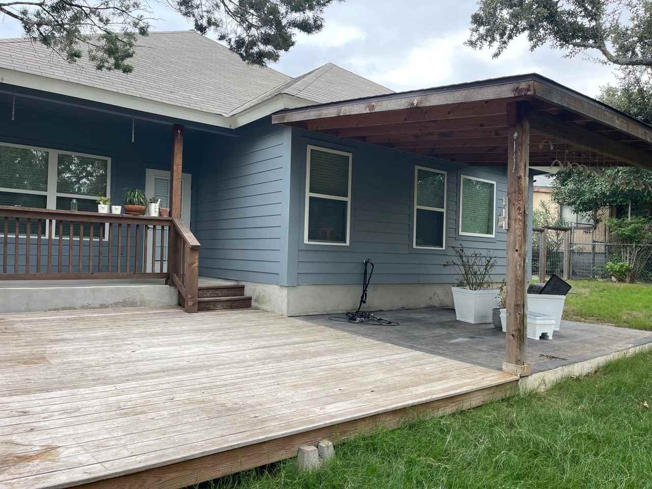 363 Susie Dr - Photo 3 of 27