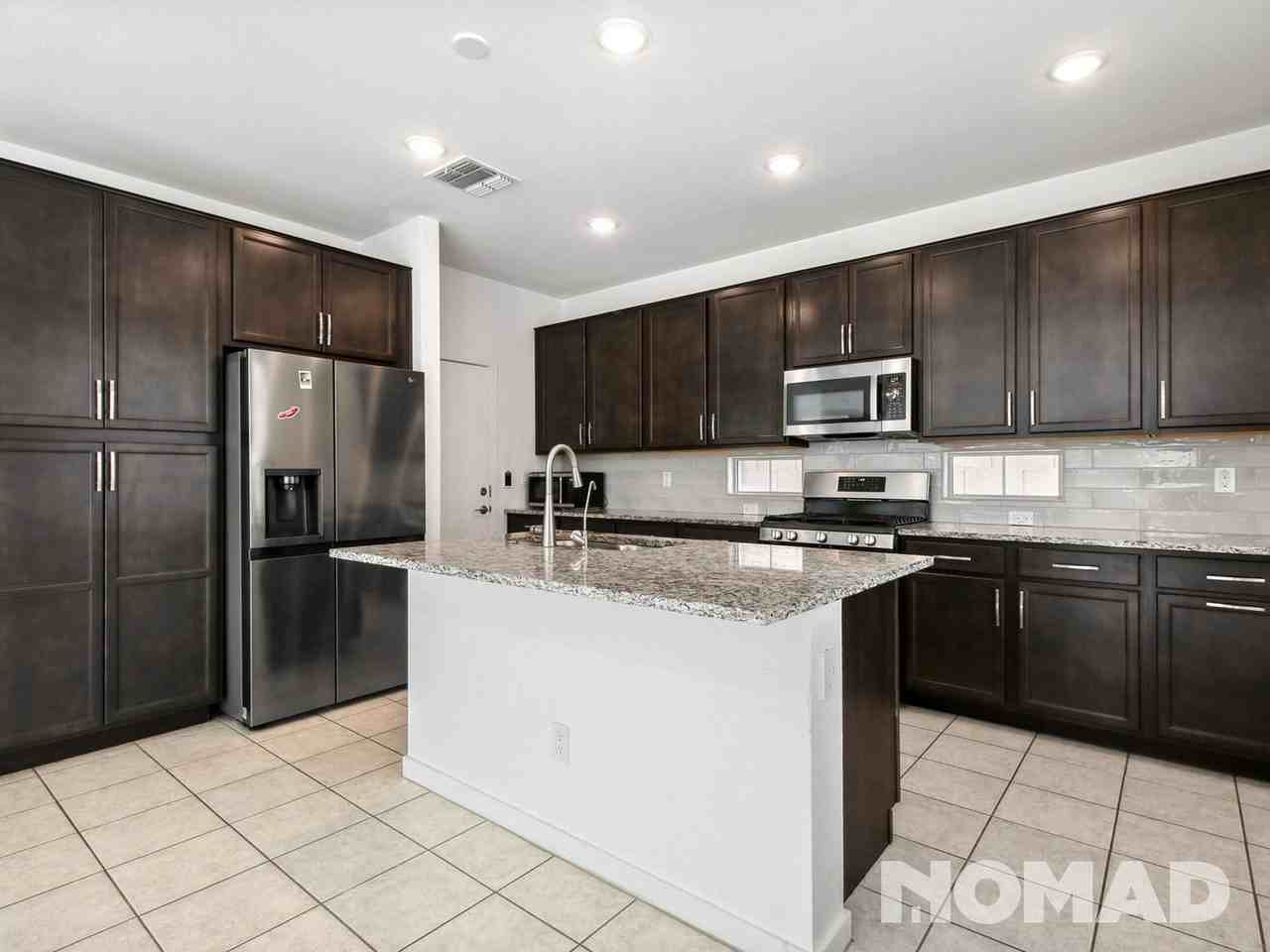 1359 W Javelina Dr - Photo 3 of 30