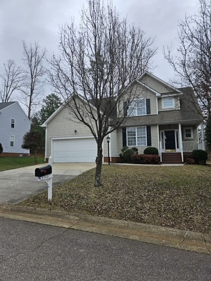 2743 Flour Mill Dr - Photo 3 of 28