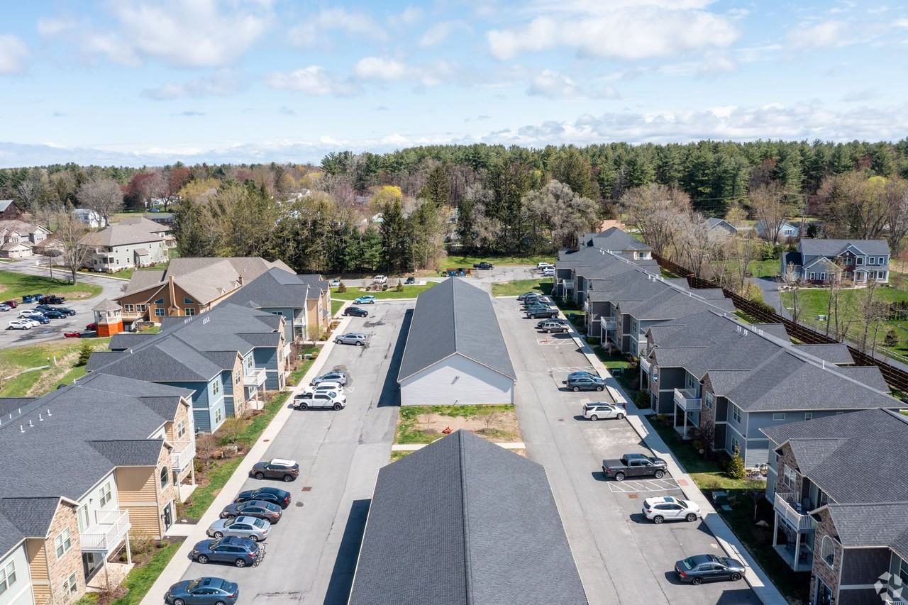 Mill Hollow Apartments - Photo 3 of 17