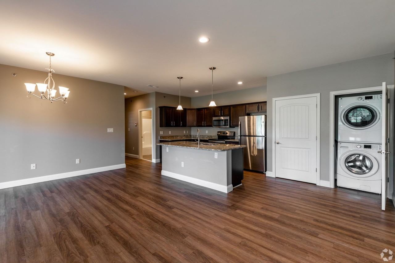 Mill Hollow Apartments - Photo 5 of 17