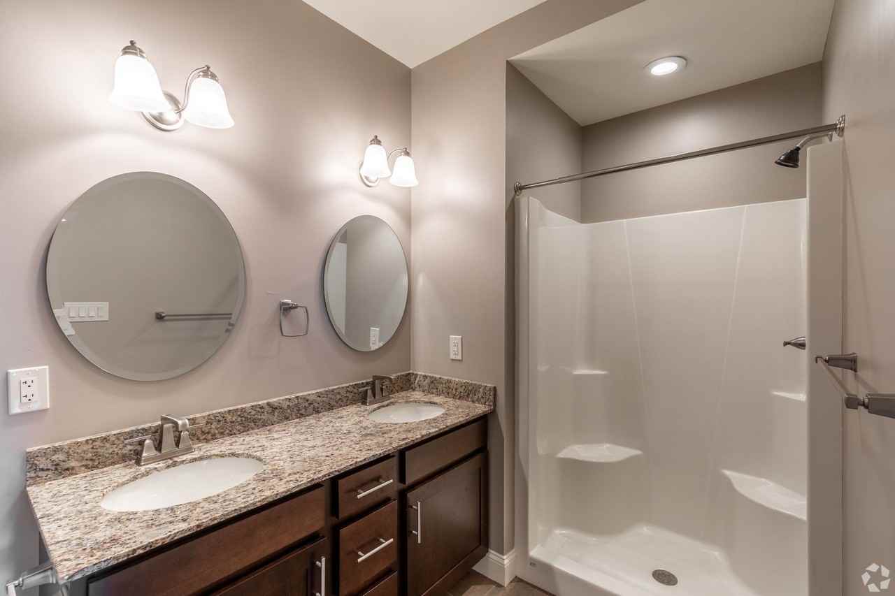 Mill Hollow Apartments - Photo 7 of 17