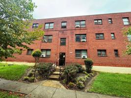 featured image of 208 Kenilworth Ave Ne