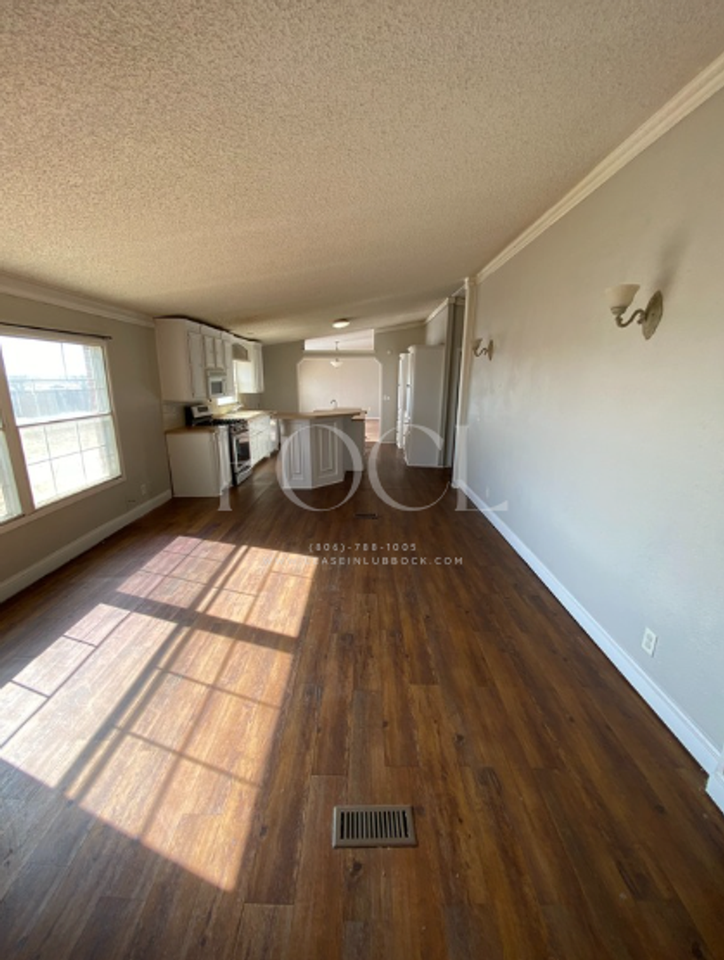 10701 County Road 6700 - Photo 2 of 9