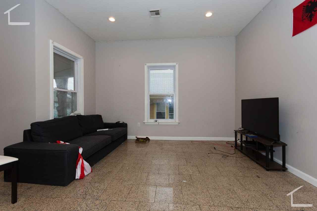 43 Allston St - Photo 6 of 8