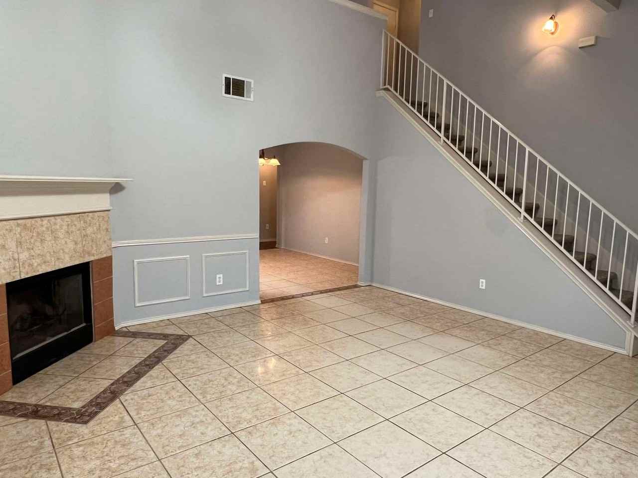 8440 Trinity Vista Trl - Photo 3 of 37