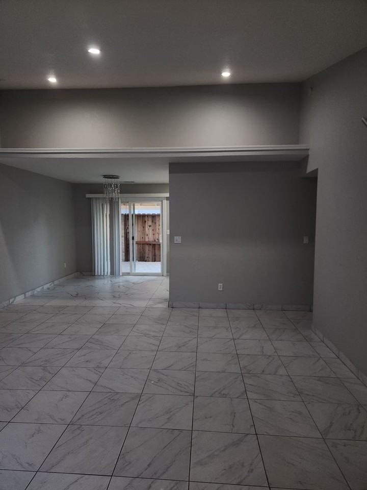 1609 Cashmere Dr - Photo 5 of 50