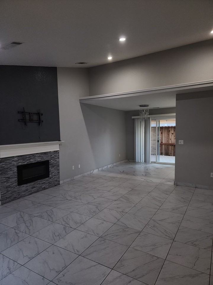 1609 Cashmere Dr - Photo 6 of 50