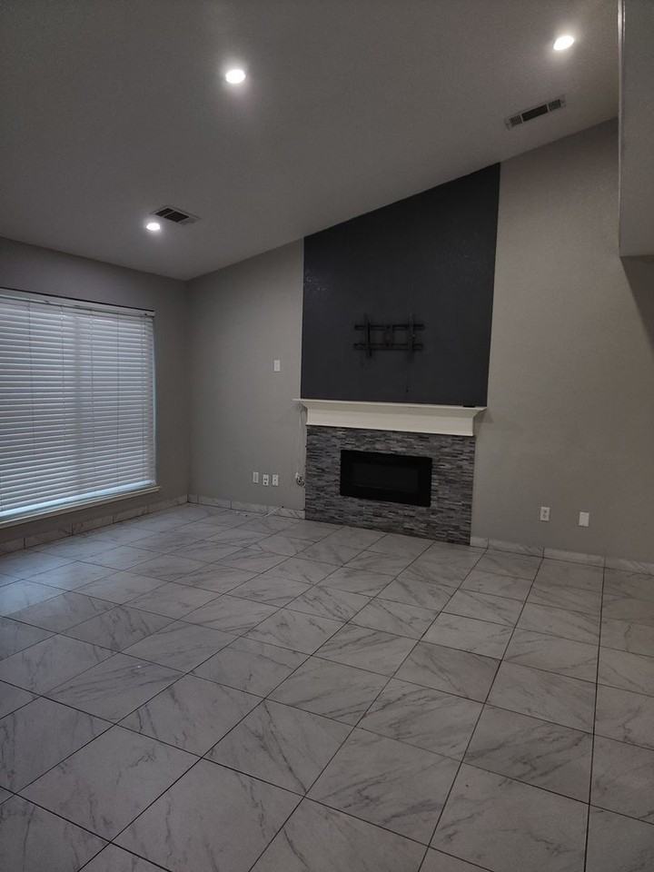 1609 Cashmere Dr - Photo 7 of 50