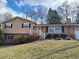 8714 Kingsridge Dr - Photo 1 of 1