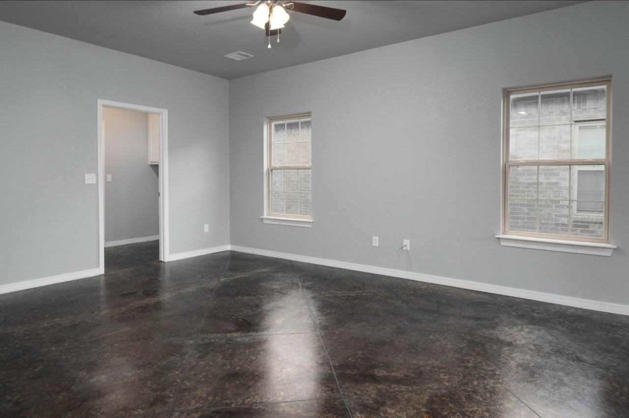 6703 Star Ln - Photo 7 of 20