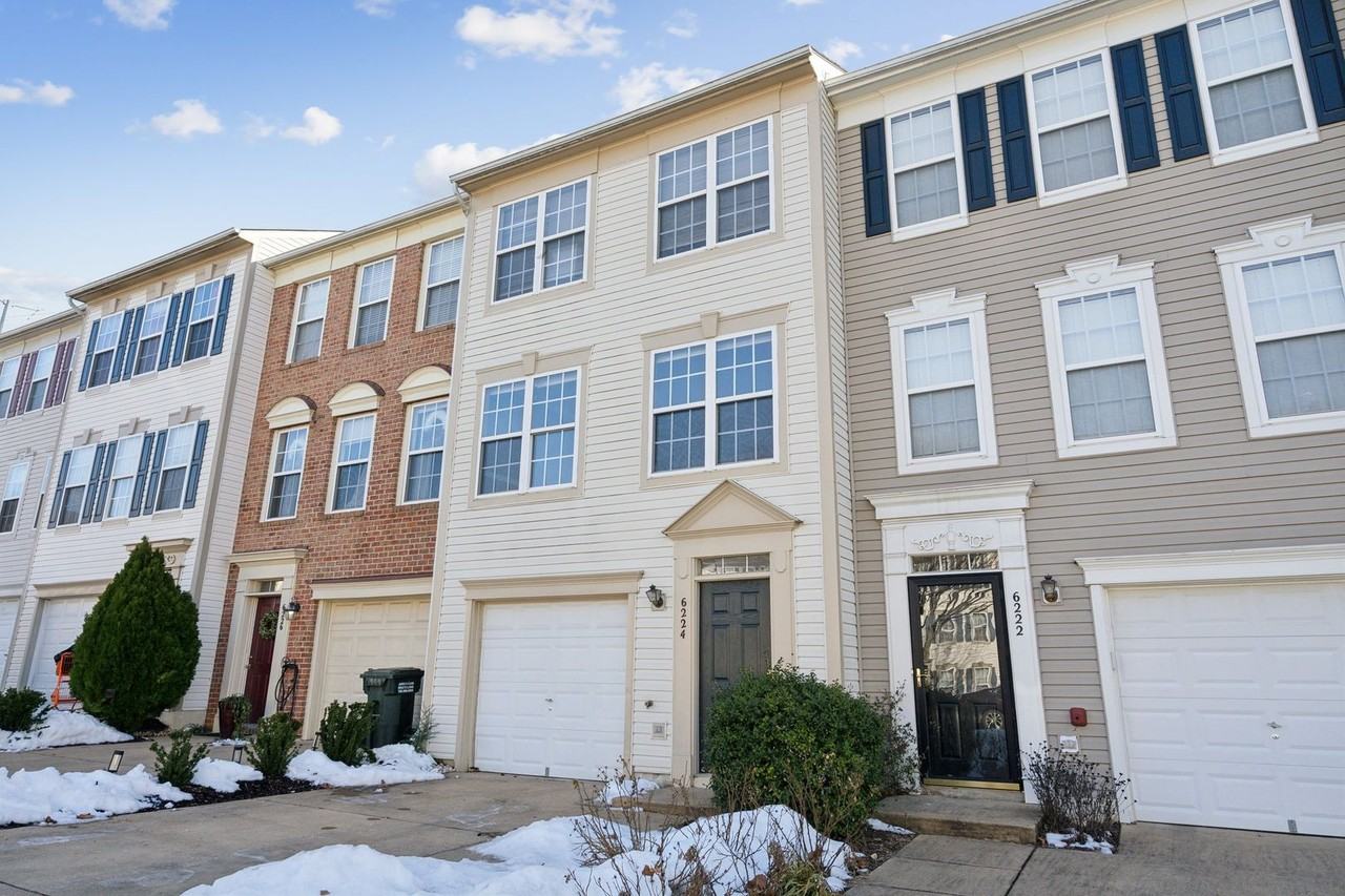 6224 Les Dorson Ln - Photo 2 of 41
