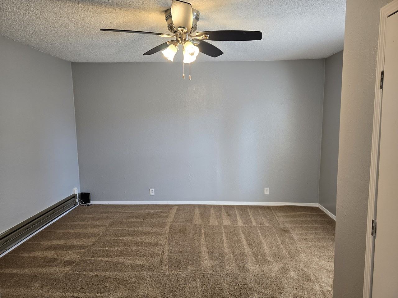 609 19th Ave S #609 - Photo 2 of 12