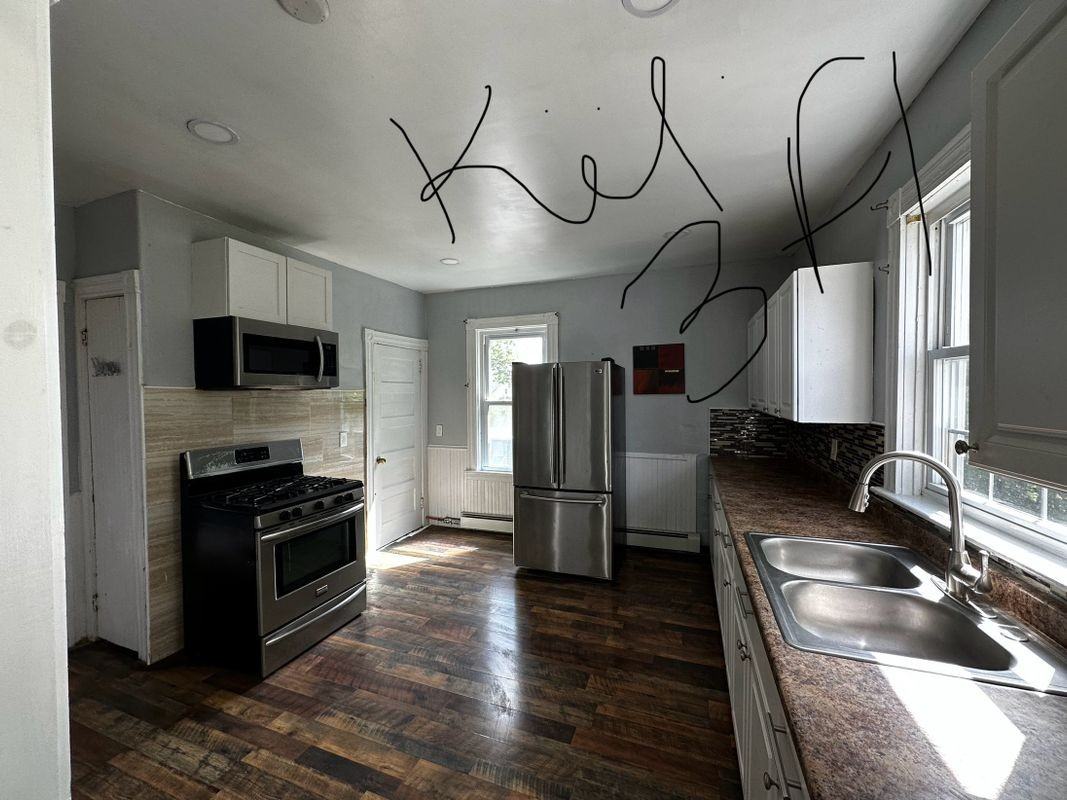 74 Potters Ave - Photo 2 of 25