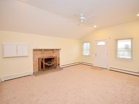 63 Altamont Ave - Photo 2 of 18