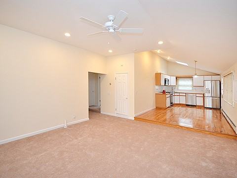 63 Altamont Ave - Photo 3 of 18