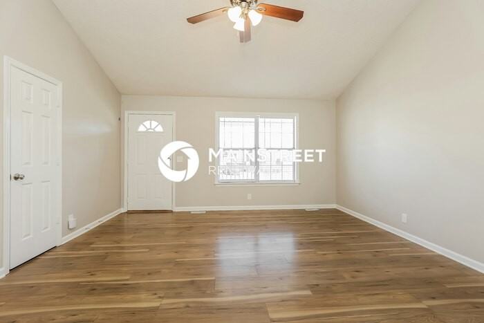 1541 Heritage View Blvd - Photo 3 of 16