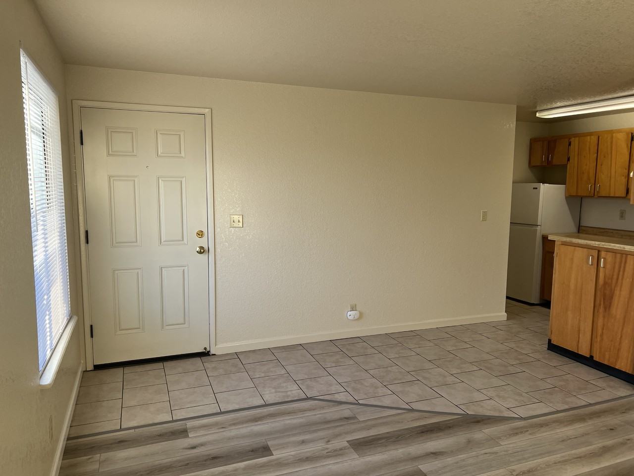 4906 Valley E Blvd #H - Photo 4 of 12